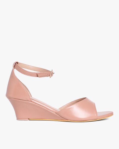 Pale pink fashion wedges