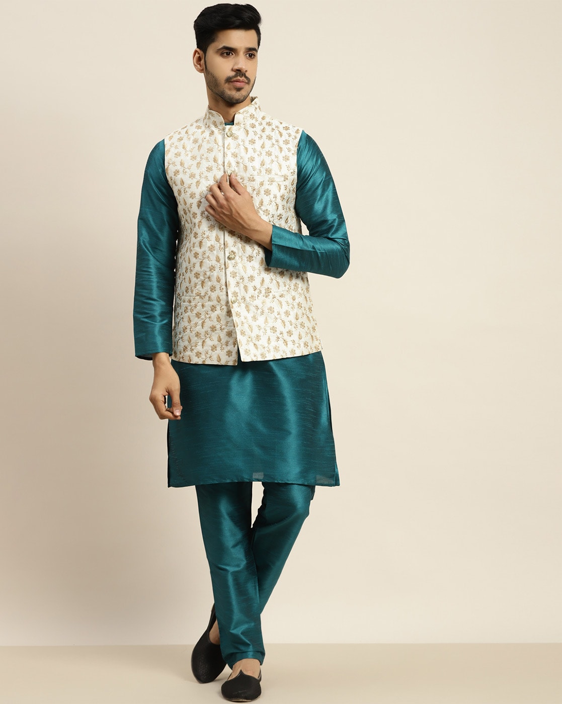 Buy Mohanlal Sons White Kurta & Pyjamas Set With Nehru Jacket for Men's  Online @ Tata CLiQ