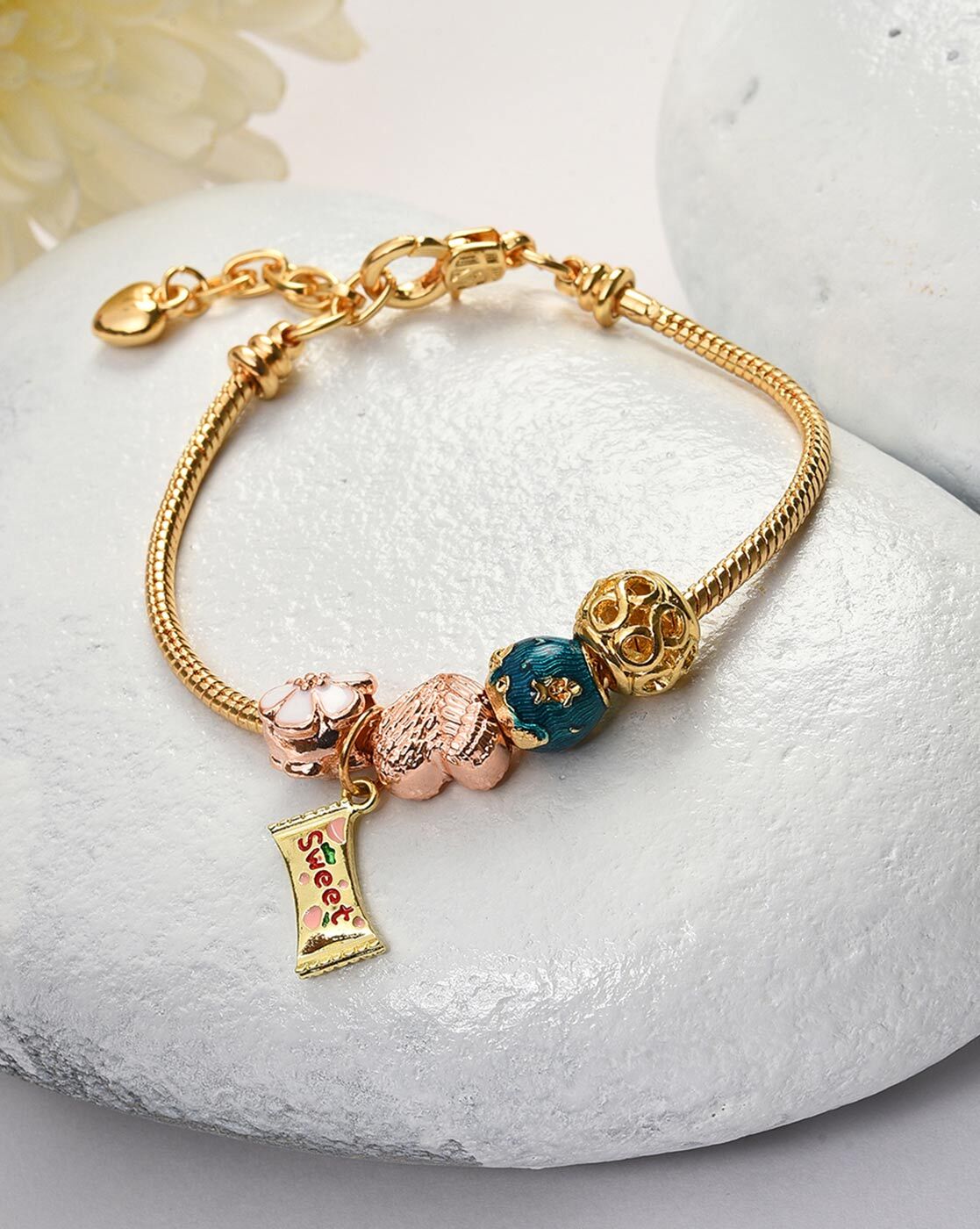 Stories Multi Charm Bracelet - Gold - M/L