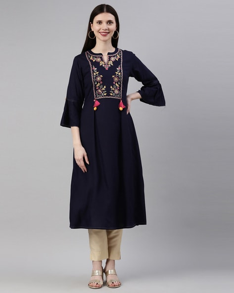 Buy NEERUS Womens Olive Green Floral Yoke Embroidered Straight Kurta |  Shoppers Stop