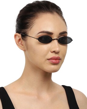 oval shaped goggles