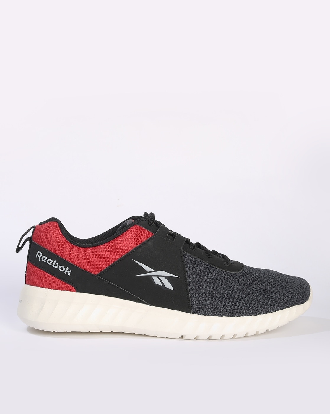 Black and red reebok hot sale classics