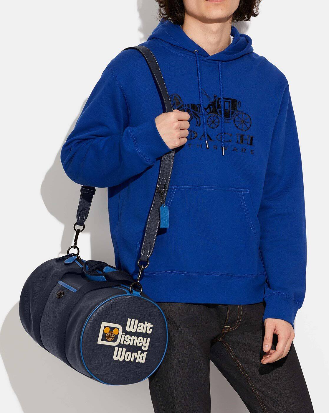 COACH Disney X Coach Duffle バッグ Buy Coach Duffle Bag with Walt Disney World Motif | Blue Color Men