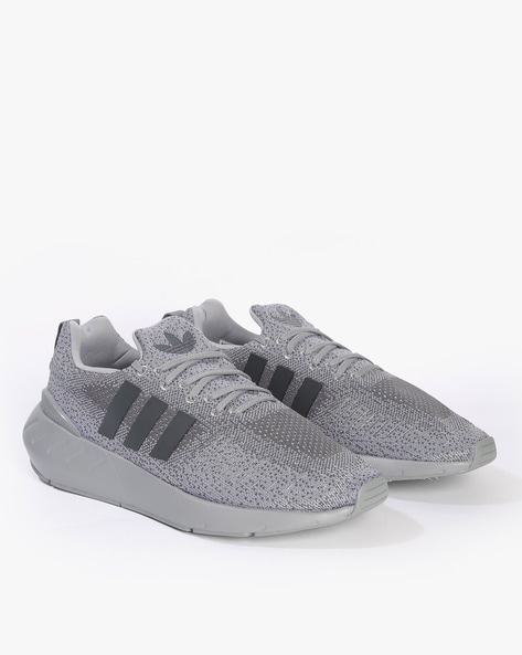 Swift run shoes outlet gray