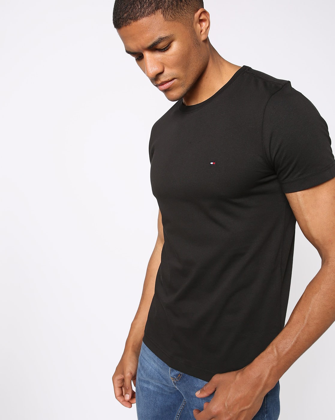 tommy hilfiger black t shirt