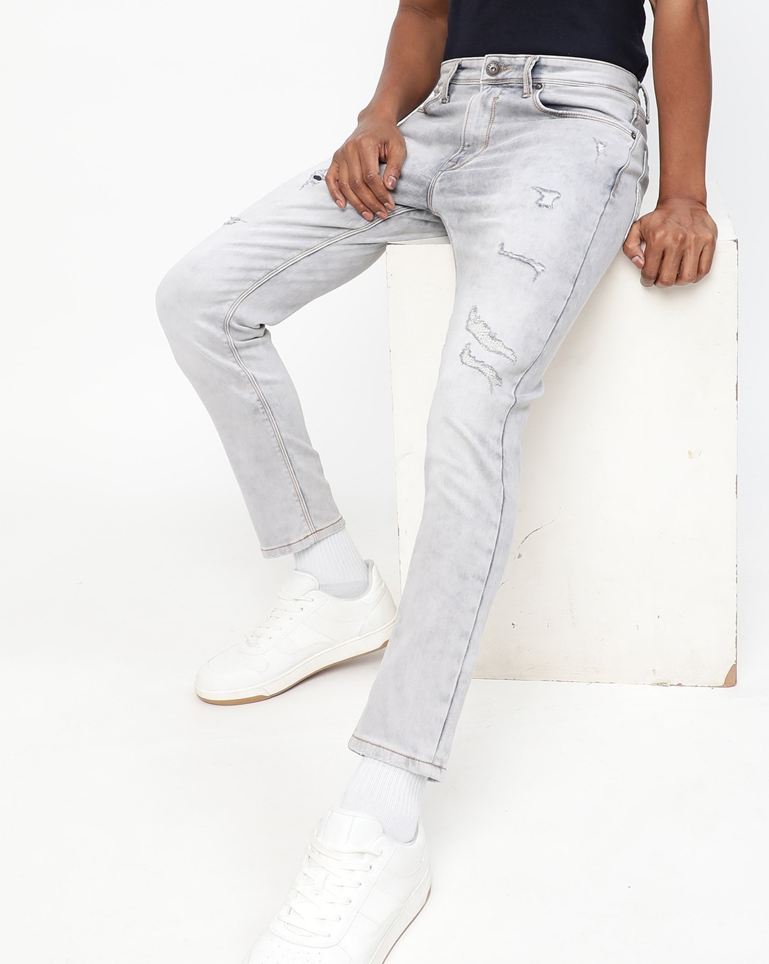 Discover 204+ grey white jeans best