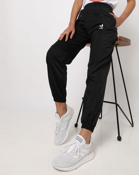 Buy Adidas Originals Black Loose Fit Cargo Pants for Women Online  Tata  CLiQ Luxury