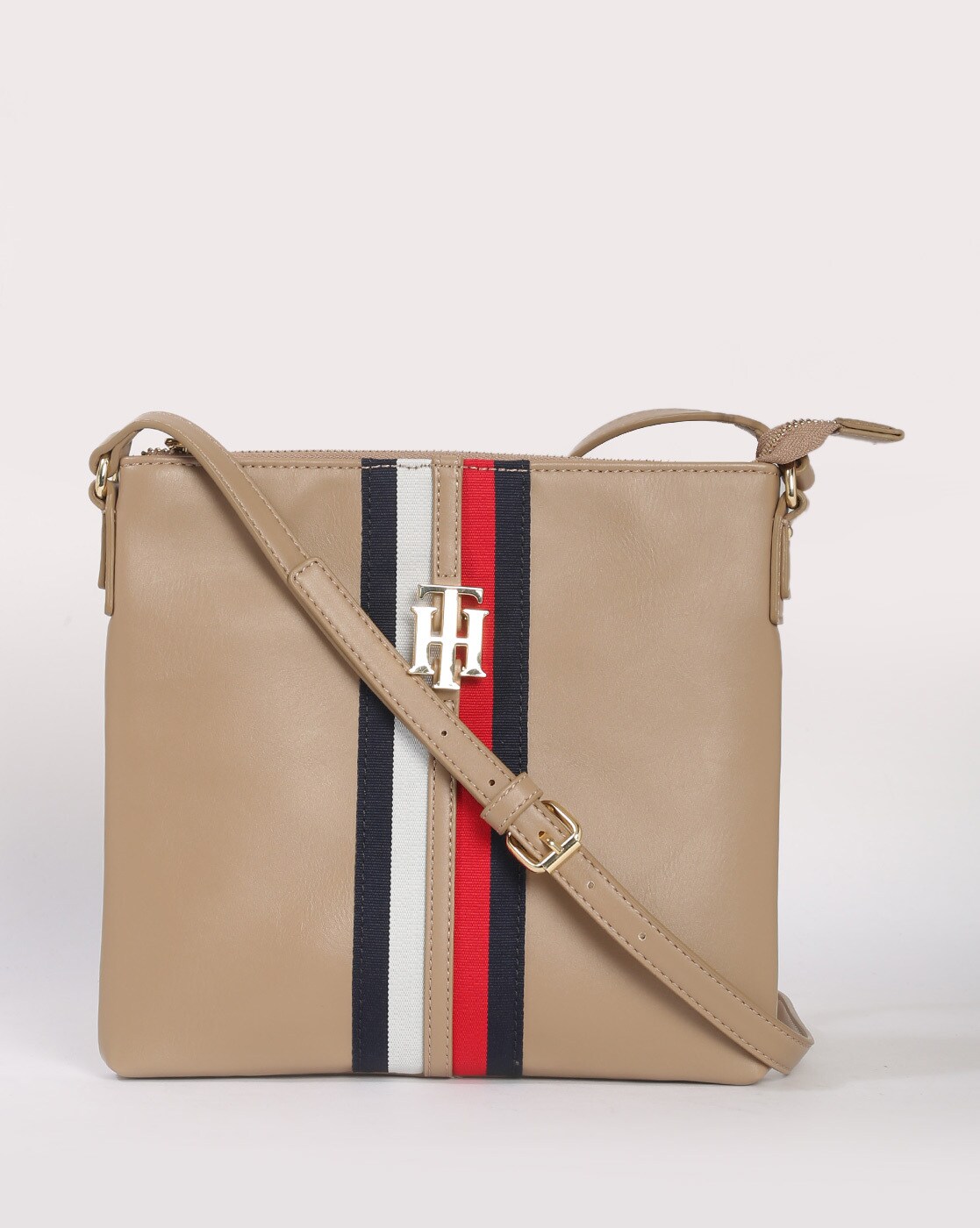 tommy hilfiger logo sling bag