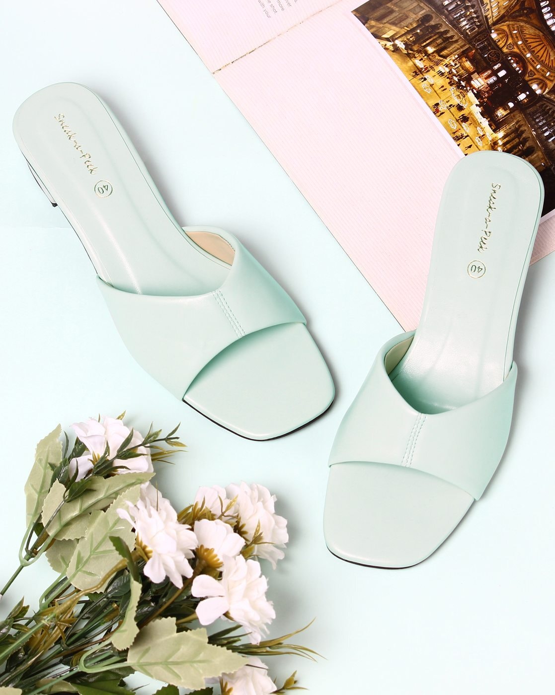 Pale 2024 green sandals