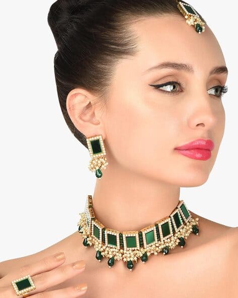 ZAVERI PEARLS 