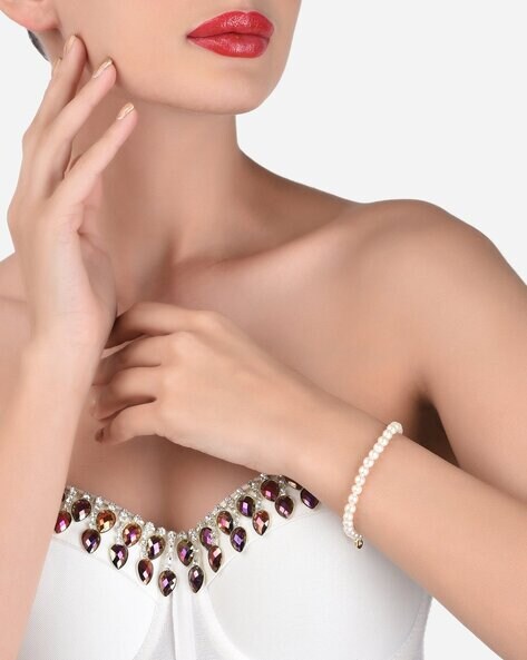 Evans Cutout Pearl Bracelet Jewellery India Online - CaratLane.com