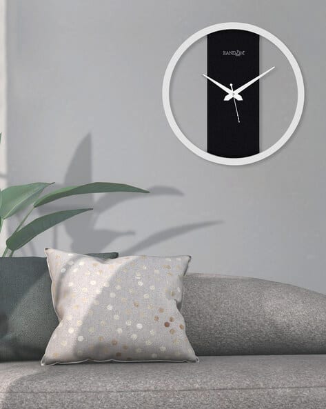 Random Rog Wall Clock