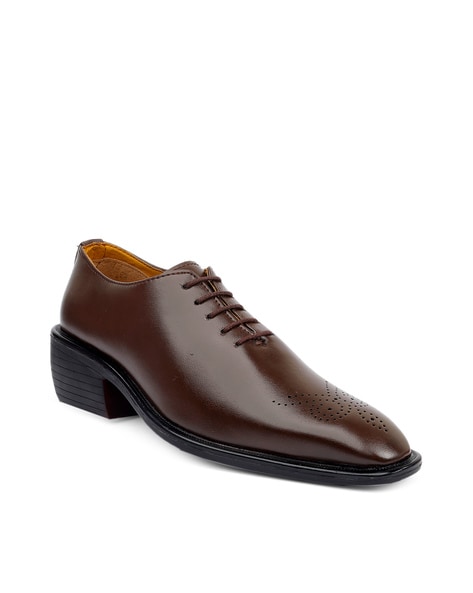 Lace up on sale perforated oxfords shoes