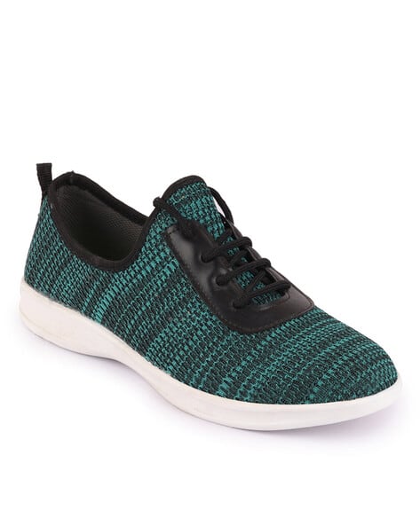 Textured Low-Top Sports Shoes