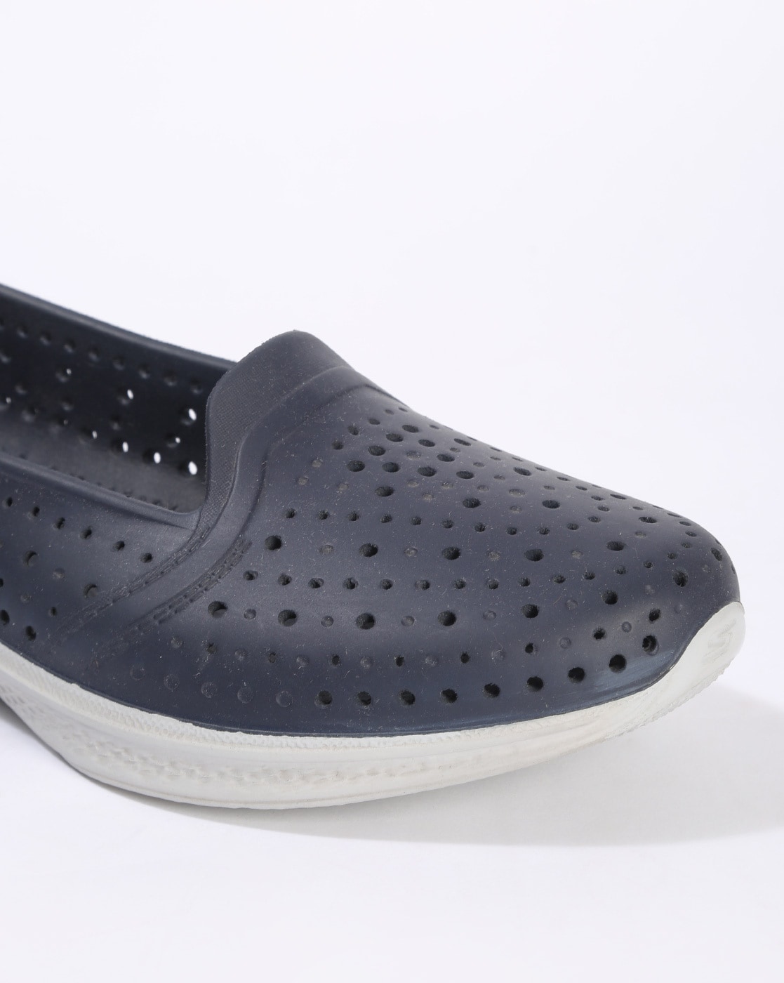 Præstation sekvens linned Buy Navy Sports Shoes for Women by Skechers Online | Ajio.com