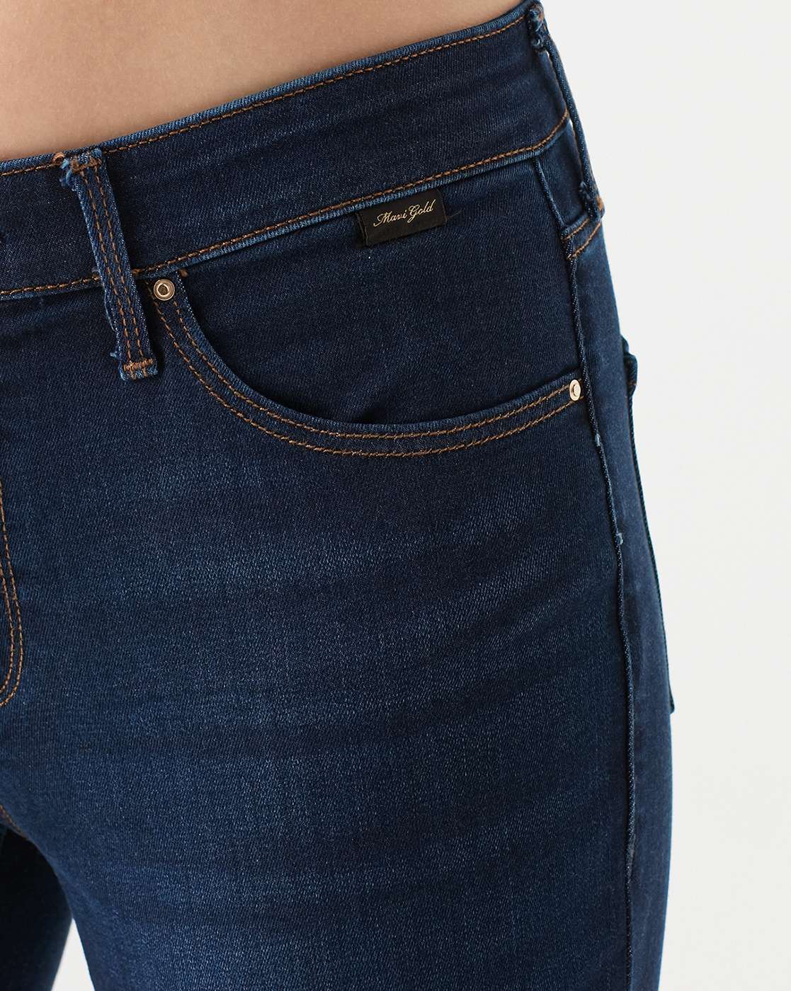 Lightly Distress High-Rise Bootcut Jeans