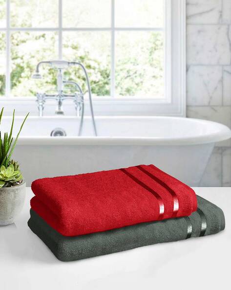 Maroon hand 2024 towels