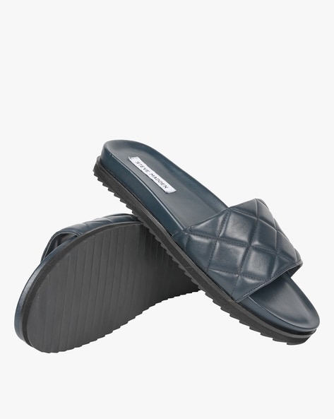 Steve madden best sale quilted slides