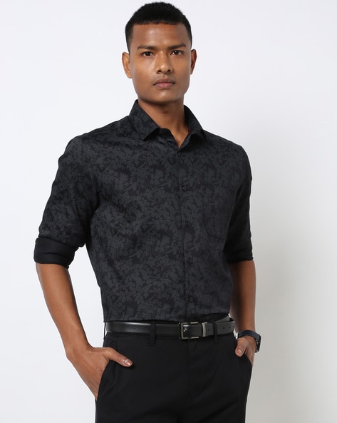 Floral Print Slim Fit Shirt with Patch Pocket