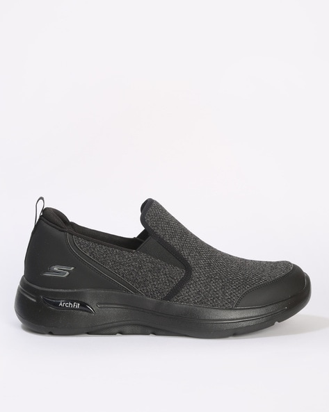 Buy Skechers Slippers Online In India At Best Price Offers | Tata CLiQ