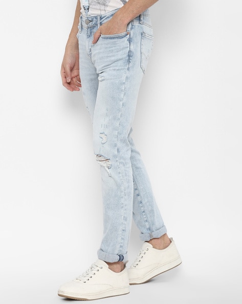 Light wash skinny American eagle jeans