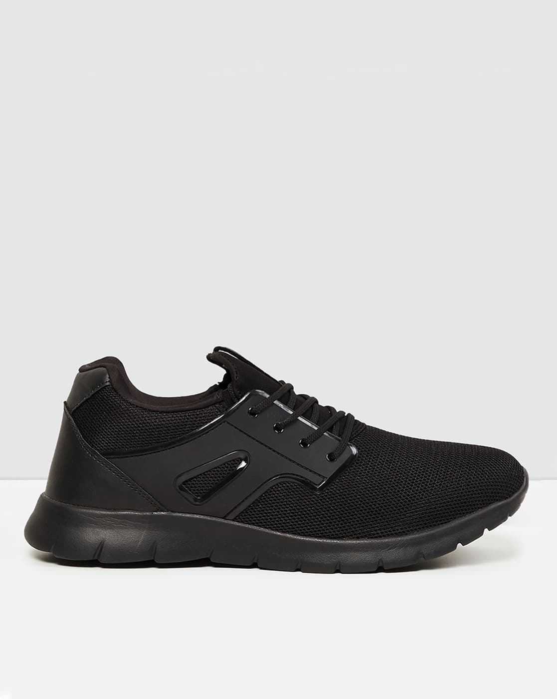 max solid lace up shoes
