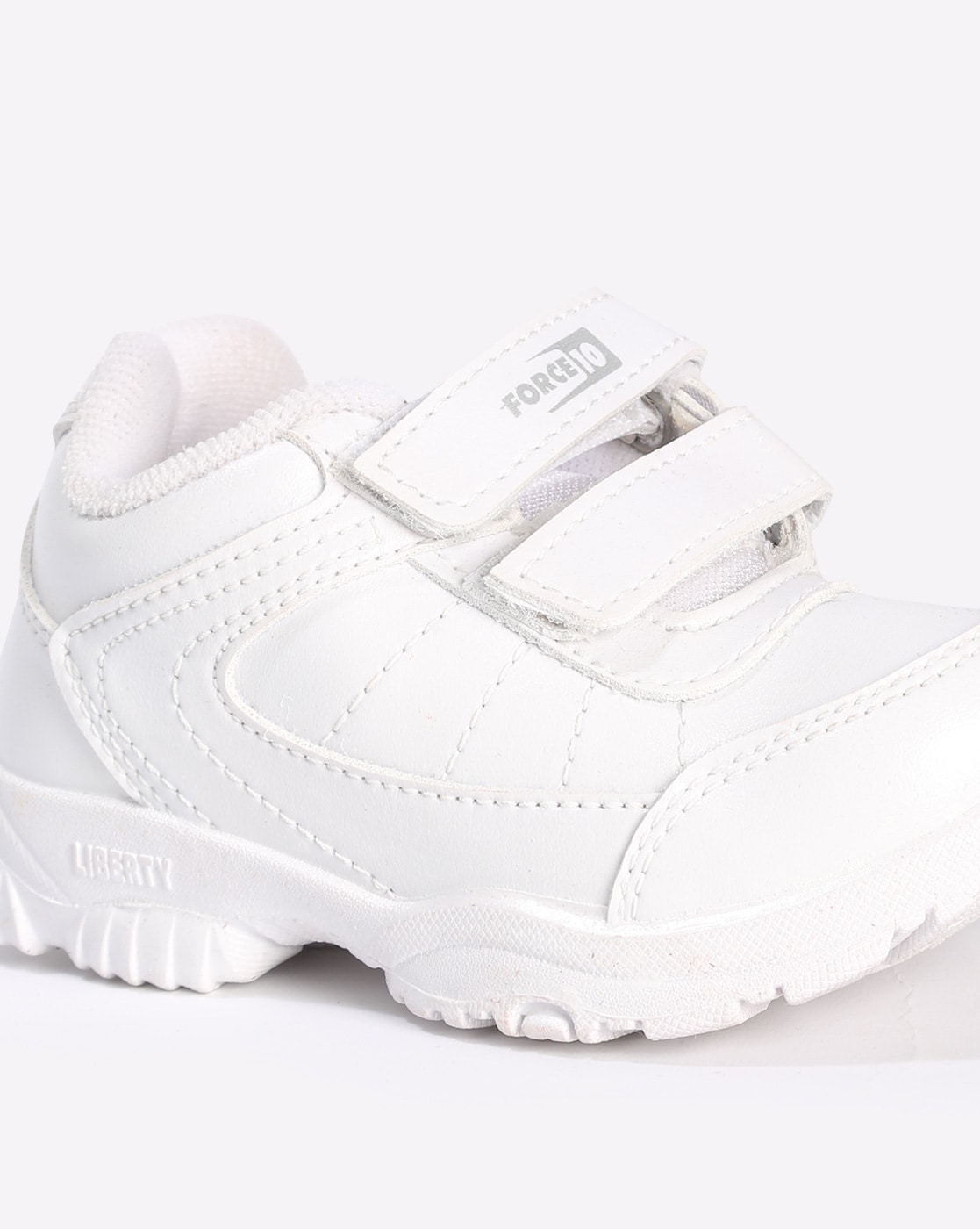 Boys white 2024 velcro shoes