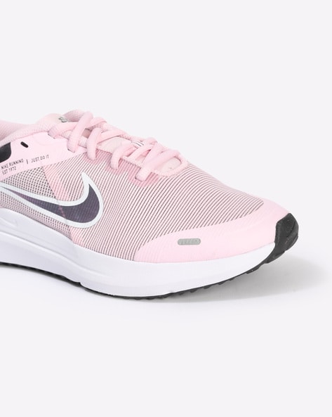 Cheap pink 2024 nike shoes