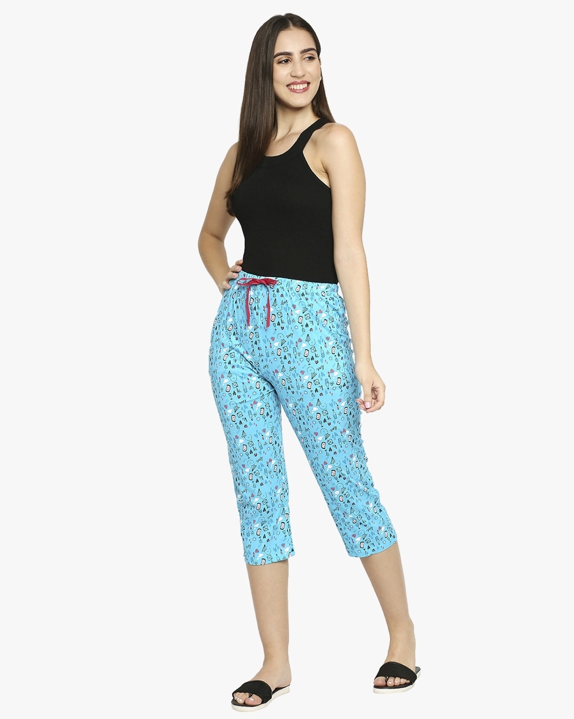 Buy Quira Women Red and Navy Blue All Over Print Cotton Capri Set (Medium)  Online at Best Prices in India - JioMart.