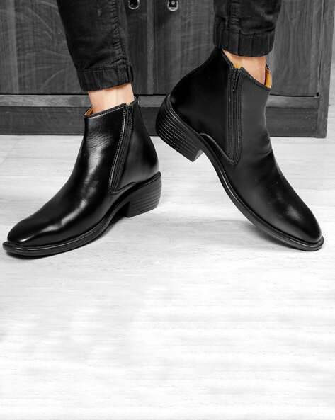 Plain shop black boots