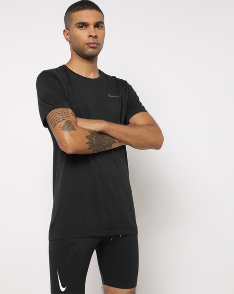 presentar Oxidado medias Buy Black Tshirts for Men by NIKE Online | Ajio.com
