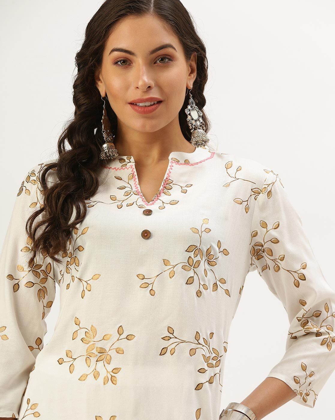 Red Cotton Round Neck Full Sleeve Floral Kurti With White Plazzo Set For  Women
