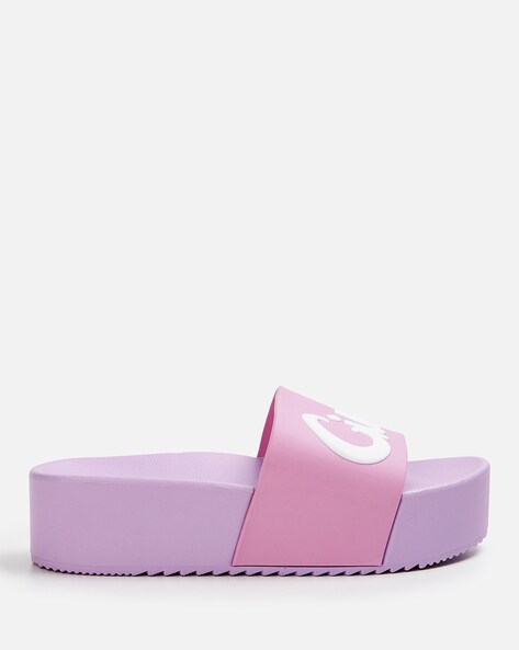 Champion best sale pink slippers