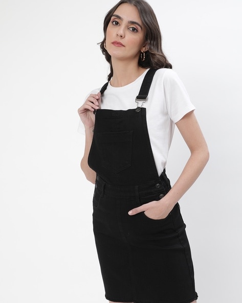 Black dungarees and a sweater | Everyday outfits, Summer dress outfits,  Outfits