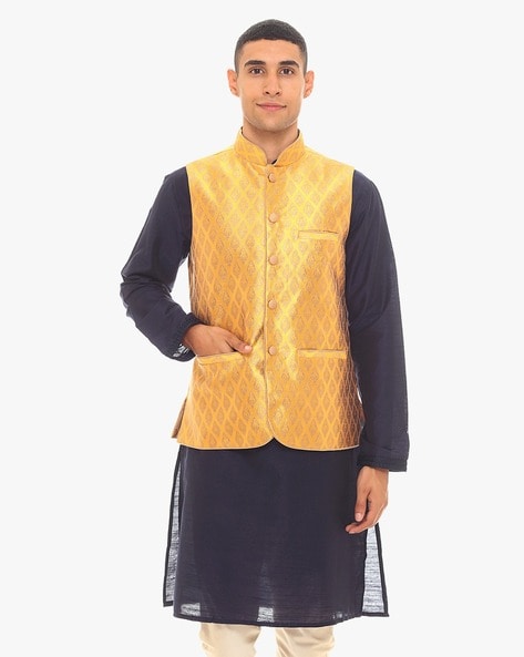 Buy online Black Solid Nehru Jacket from Jackets for Men by Veera Paridhaan  for ₹1240 at 60% off | 2024 Limeroad.com