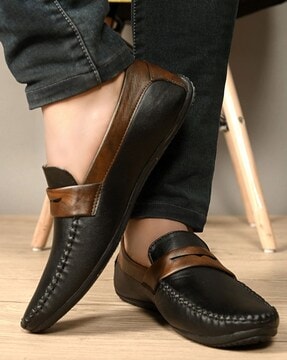 Mens Shoes Slip-on shoes Loafers Doucals Leather Loafers in Brown for Men 