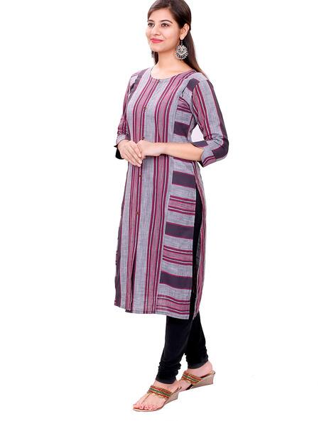 Striped Round-neck Straight Kurta view 3