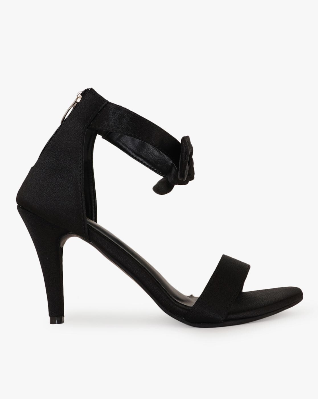 FREE with any purchase)New Look black heels, Women's Fashion, Footwear,  Heels on Carousell