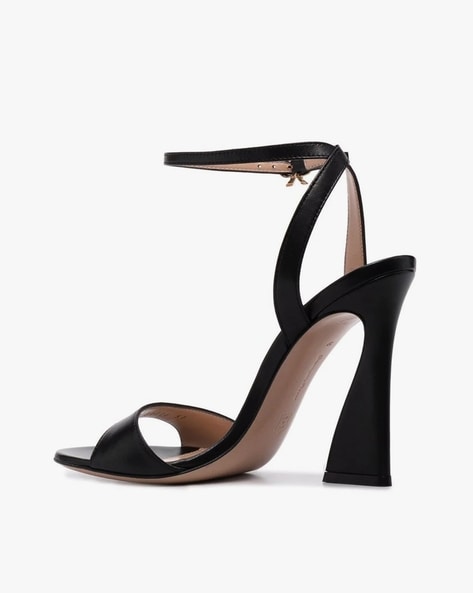 Gianvito Rossi Elle sandals | Smart Closet