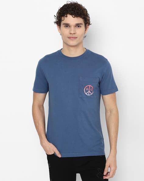 Slim Fit Short Sleeve T-Shirt with Patch Pocket