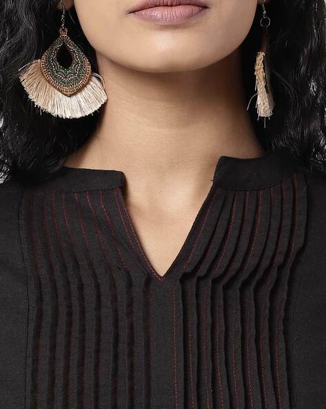 Raveena Tandon-Black Triangle Earrings – Jewellery By Mitali Jain