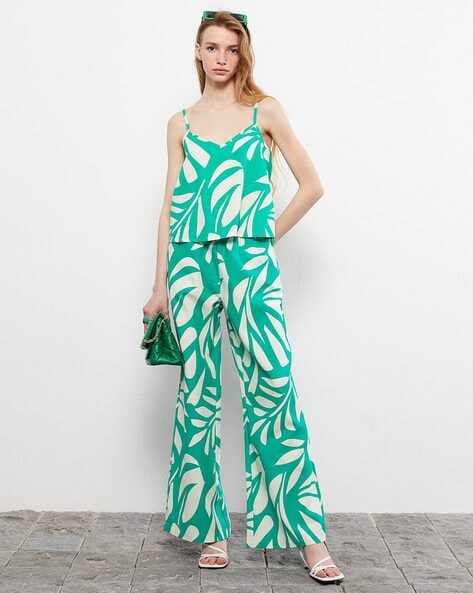 PRINTED WIDE - LEG TROUSERS - Flowing - Trousers - WOMAN | Trousers women wide  leg, Trousers women, Wide leg trousers