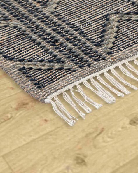 Porticoo Hand Woven Woollen and Jute Dhurrie – Obeetee Carpets India