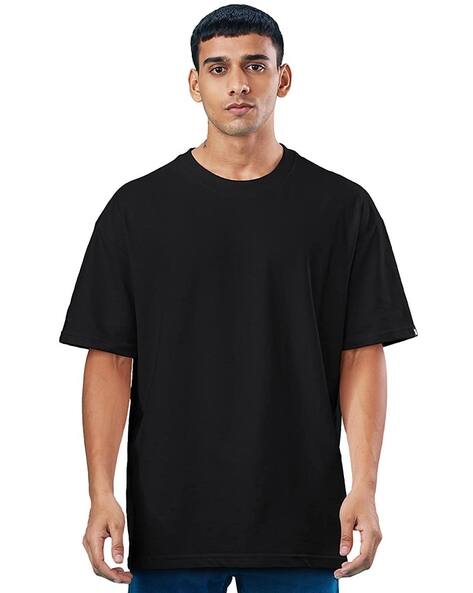 black oversized t shirt