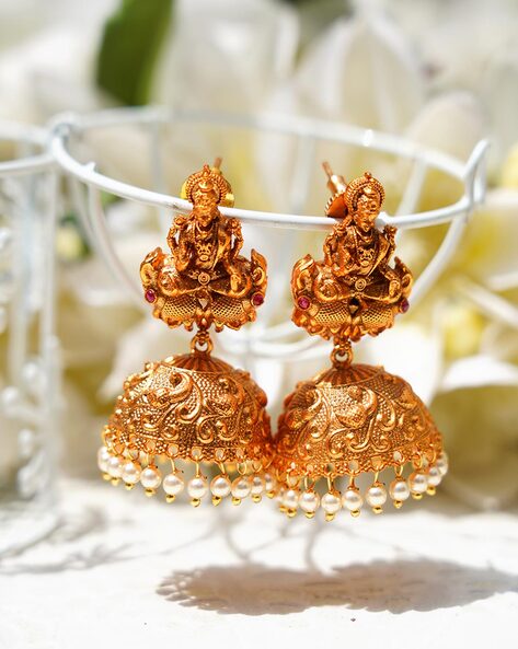 Buy ACCESSHER Set of 17 Gold Plated Ethnic Lakshmi Mata Motif Bridal Temple  Jewellery Set with Necklaces, Earrings, Kamarbandh, Bajubandh, Maang Tika  and Choti for Women at Amazon.in