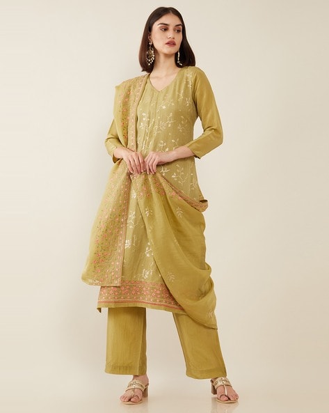 Solid Unstitched Dress Material Price in India