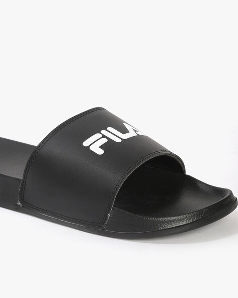 Fila deals slippers black