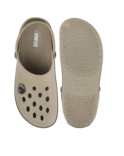 Neoz crocs store