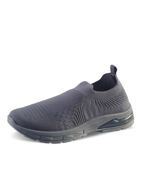 Walking Shoes with Mesh upper