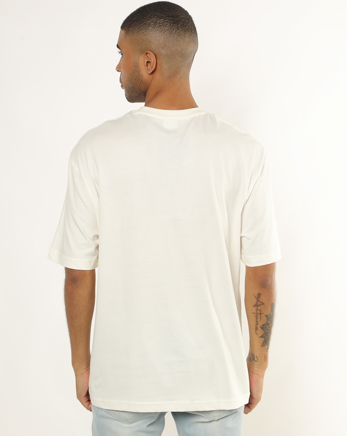 White T Shirt - AVI 256
